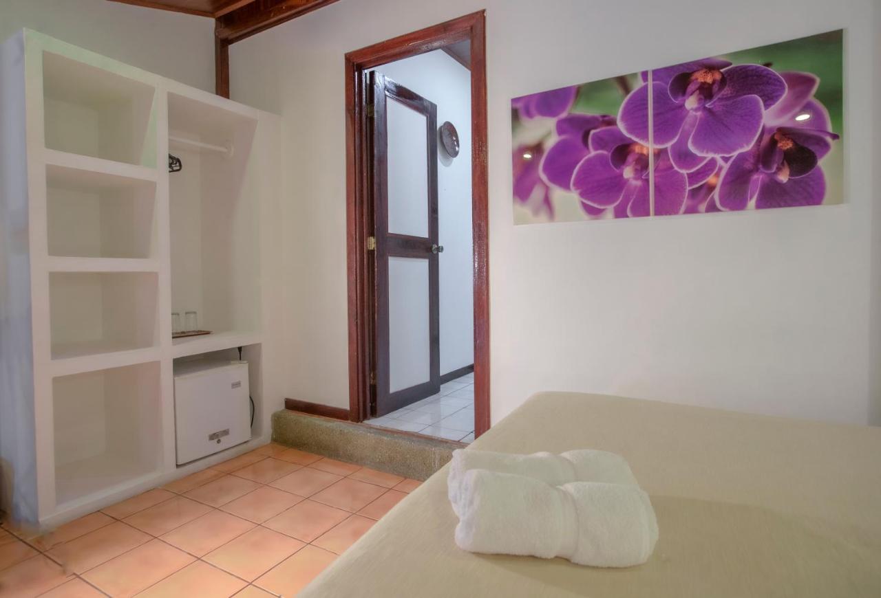 Hotel El Jardin Montezuma Exterior foto